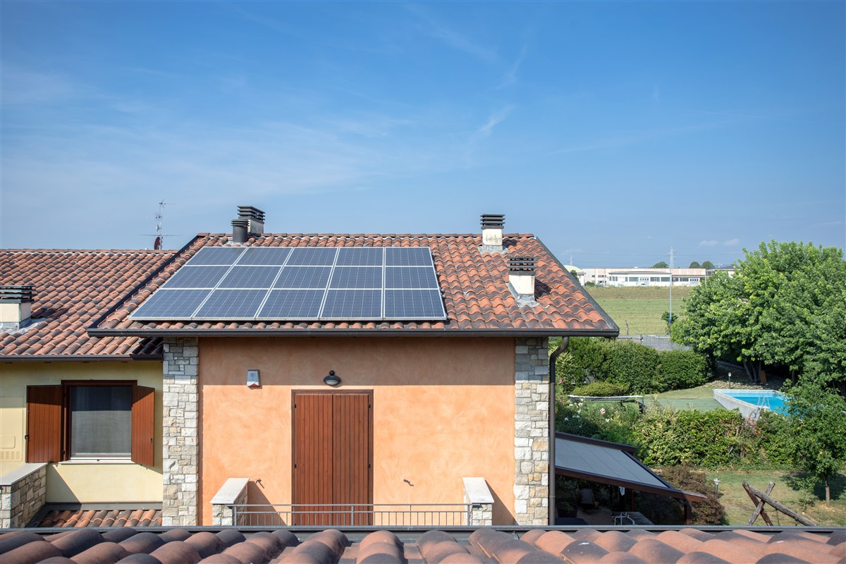 nettoyer votre surface de panneau solaire